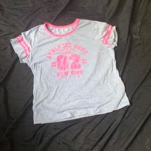 Athletic cotton shirt